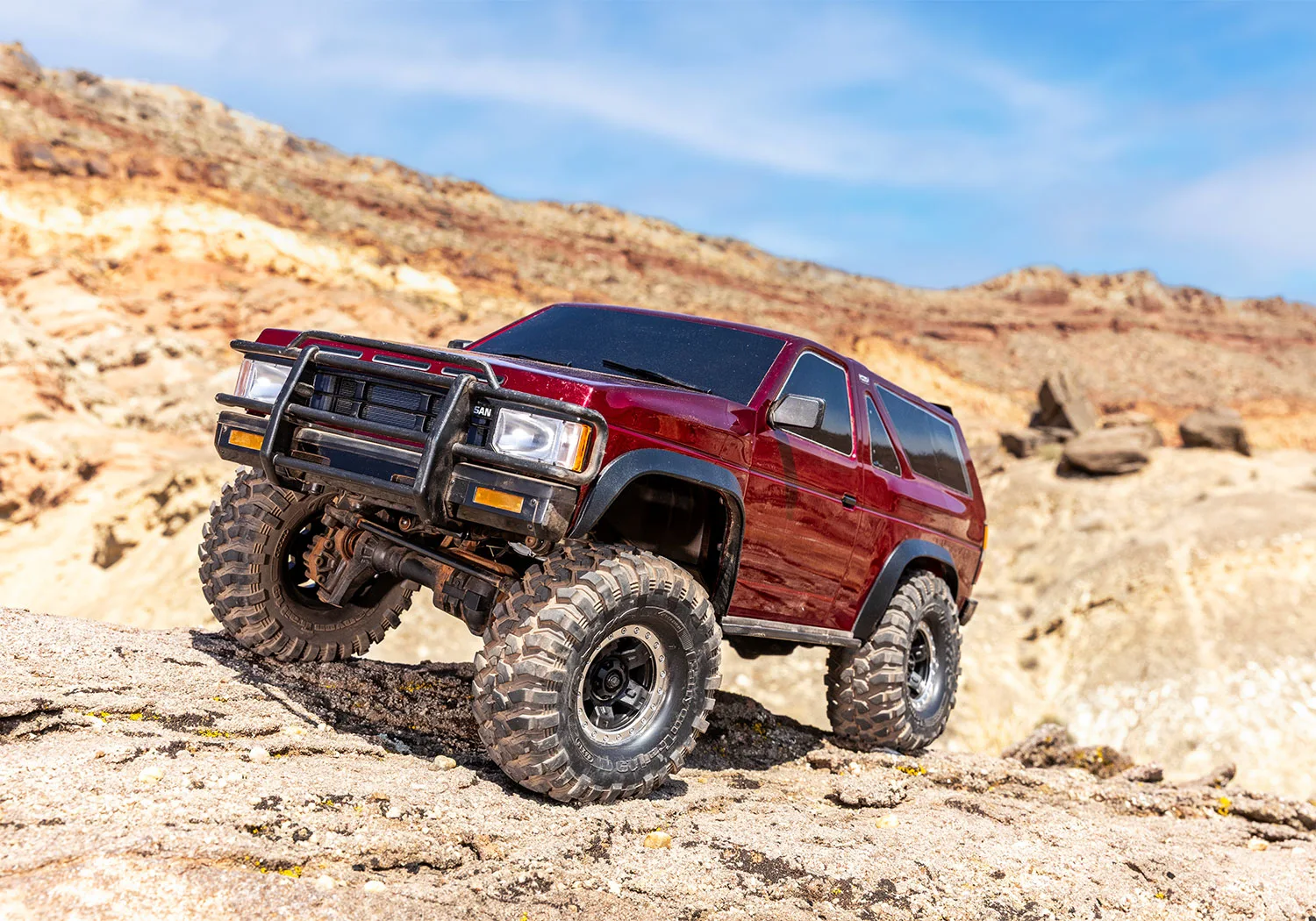 Traxxas Nissan Pathfinder RC vista frontal